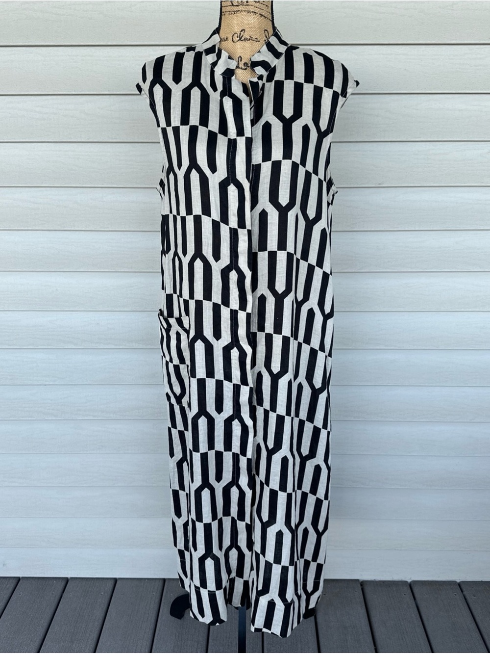 Bryn Walker Size XS Black & Ivory Lagenlook Asymmetrical Sleeveless Maxi Dress